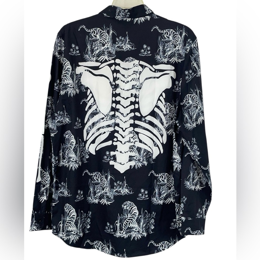 Novamen Mr. Savage Bones button up shirt. Size XXXL GUC